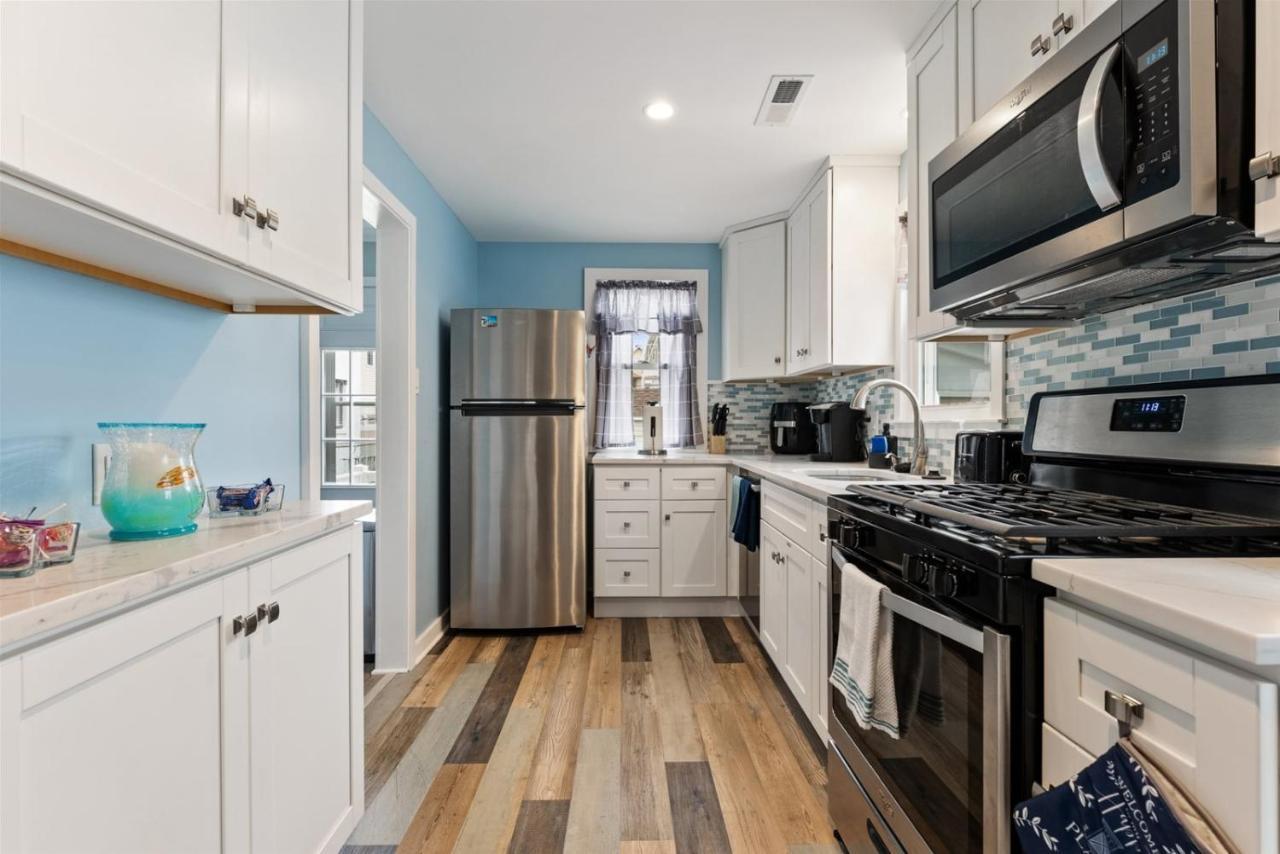 Newly Renovated 4 Bedroom Home Only 2 Blocks From The Beach! Уайлдууд Екстериор снимка