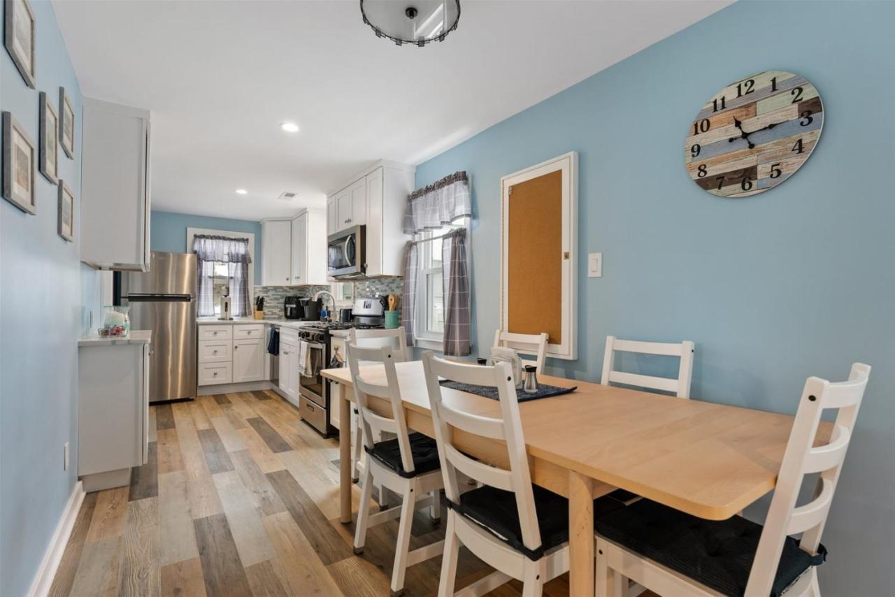 Newly Renovated 4 Bedroom Home Only 2 Blocks From The Beach! Уайлдууд Екстериор снимка
